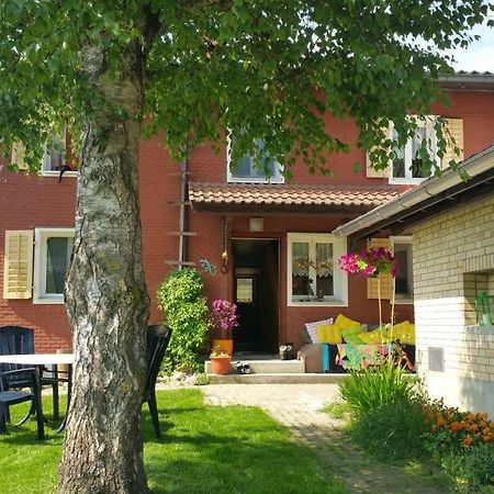 Villa Kunterbunt Grosswangen Exterior foto